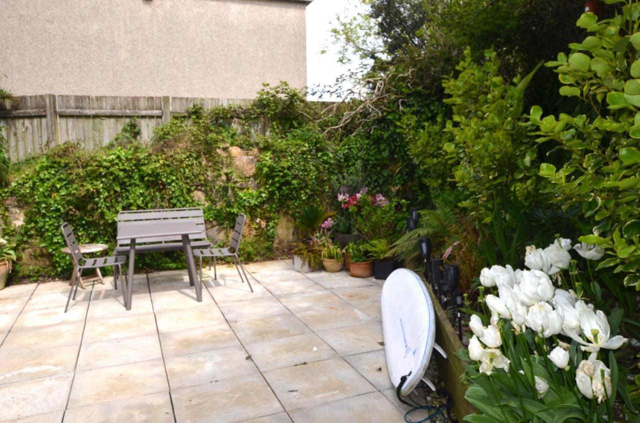 05 Queensway Gardens, 海尔 外观 照片