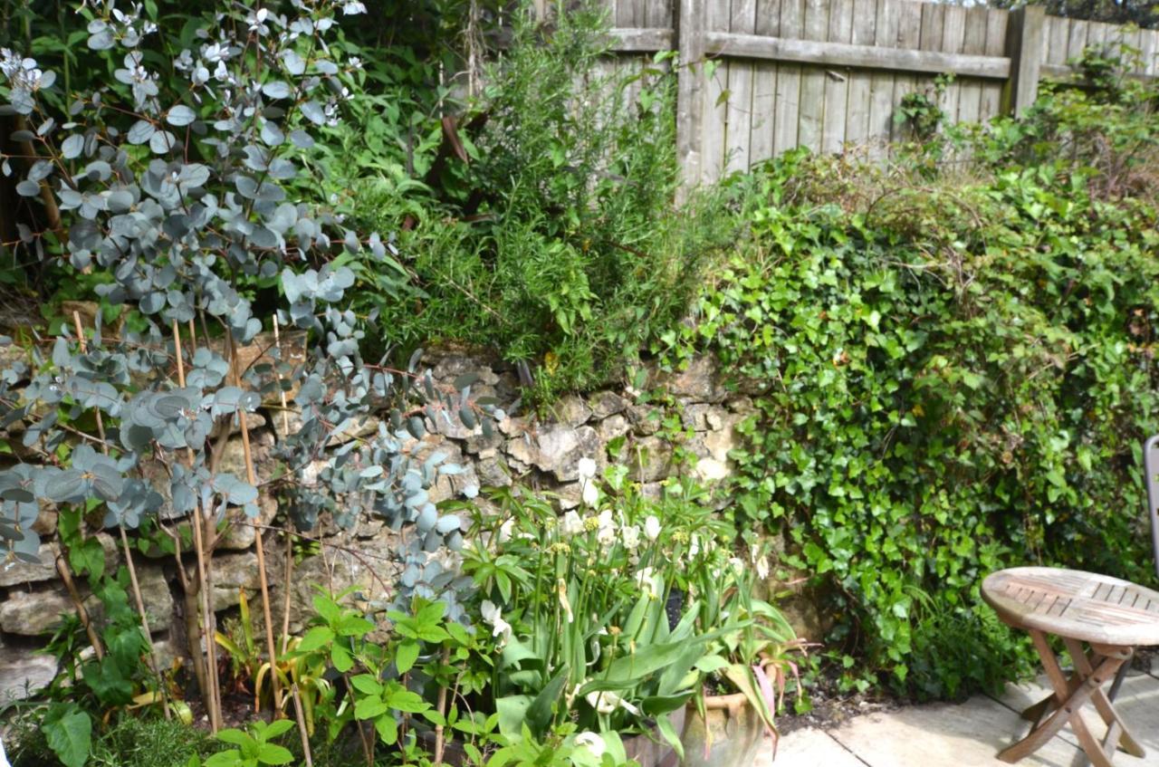 05 Queensway Gardens, 海尔 外观 照片